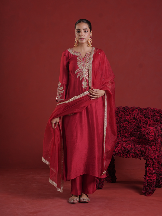 Maroon Chanderi Sequin-Zari Kurta Set with Organza Dupatta