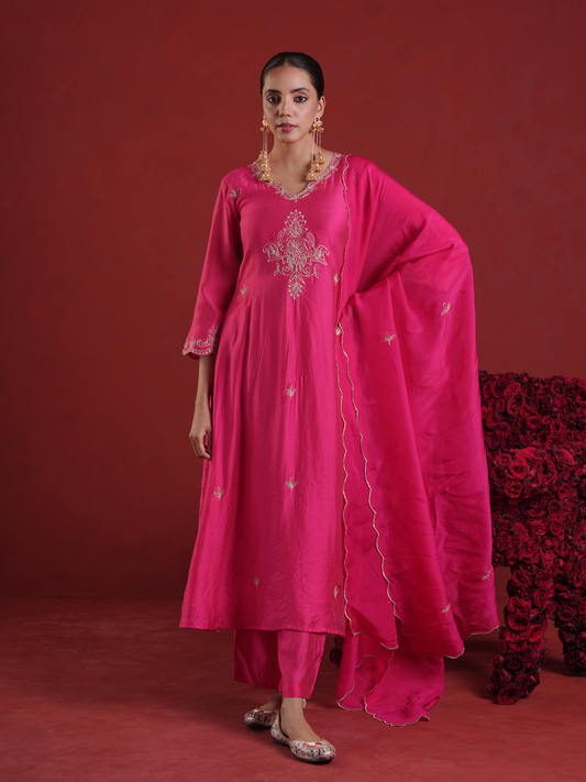Fuchsia Pink Embellished Chanderi Kurta Set with Organza Dupatta