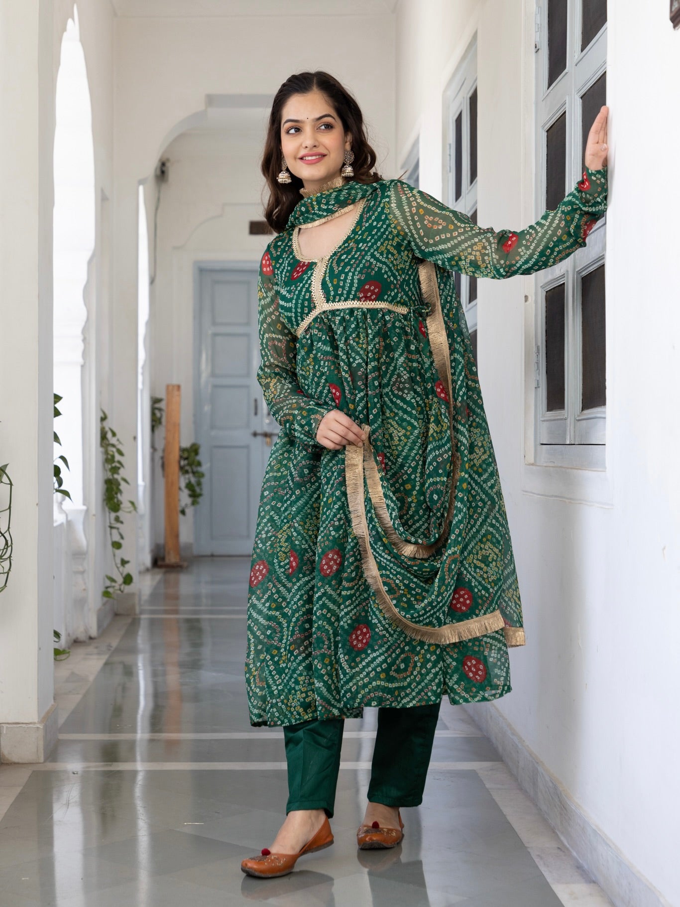 Pehno'Sa Kaveri Suit Set