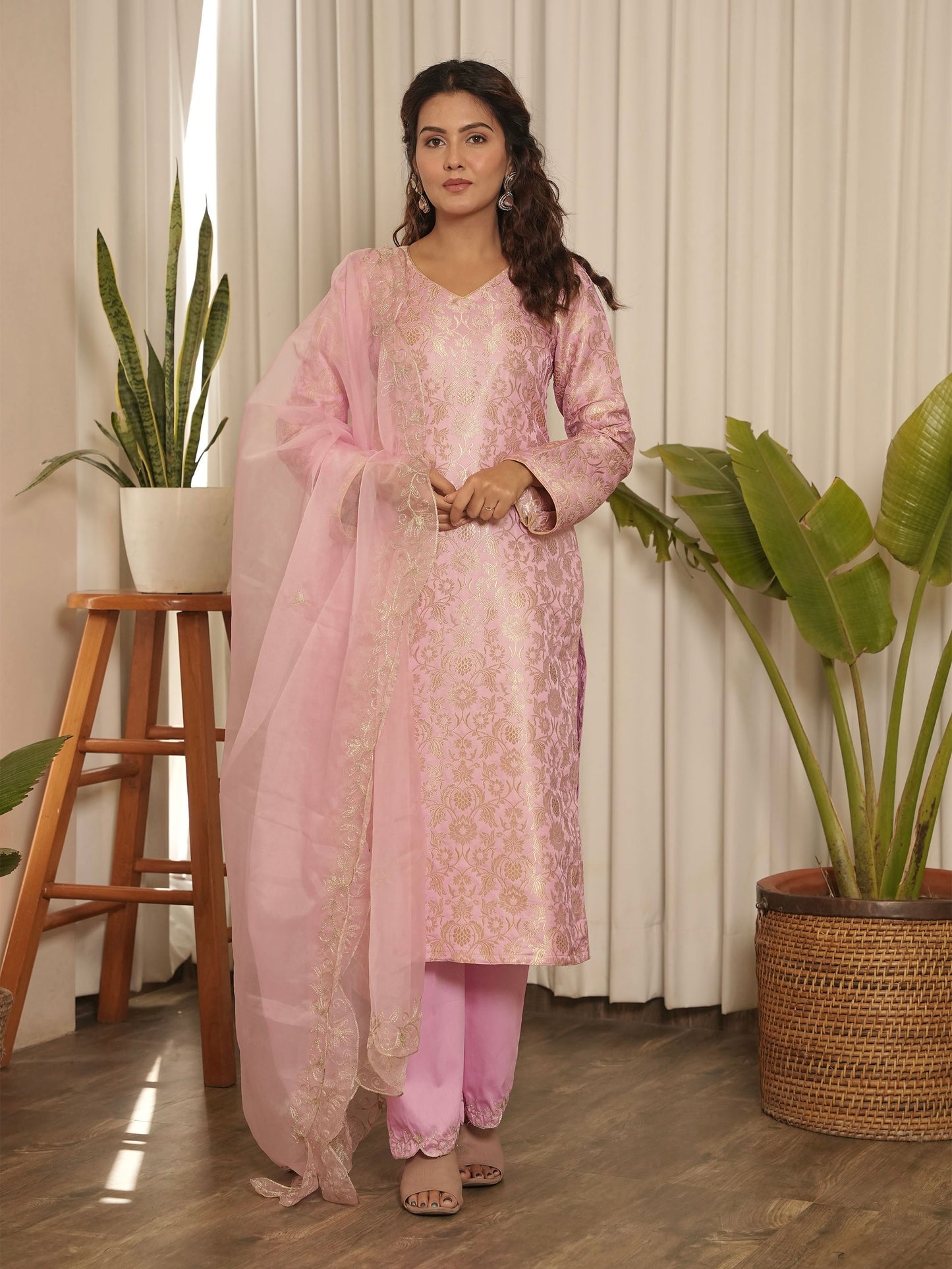 Sitaara Banarasi Set-