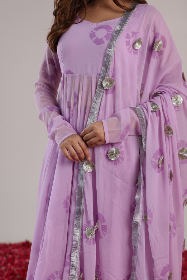 Pehno'Sa Shubh Radhika Suit Set
