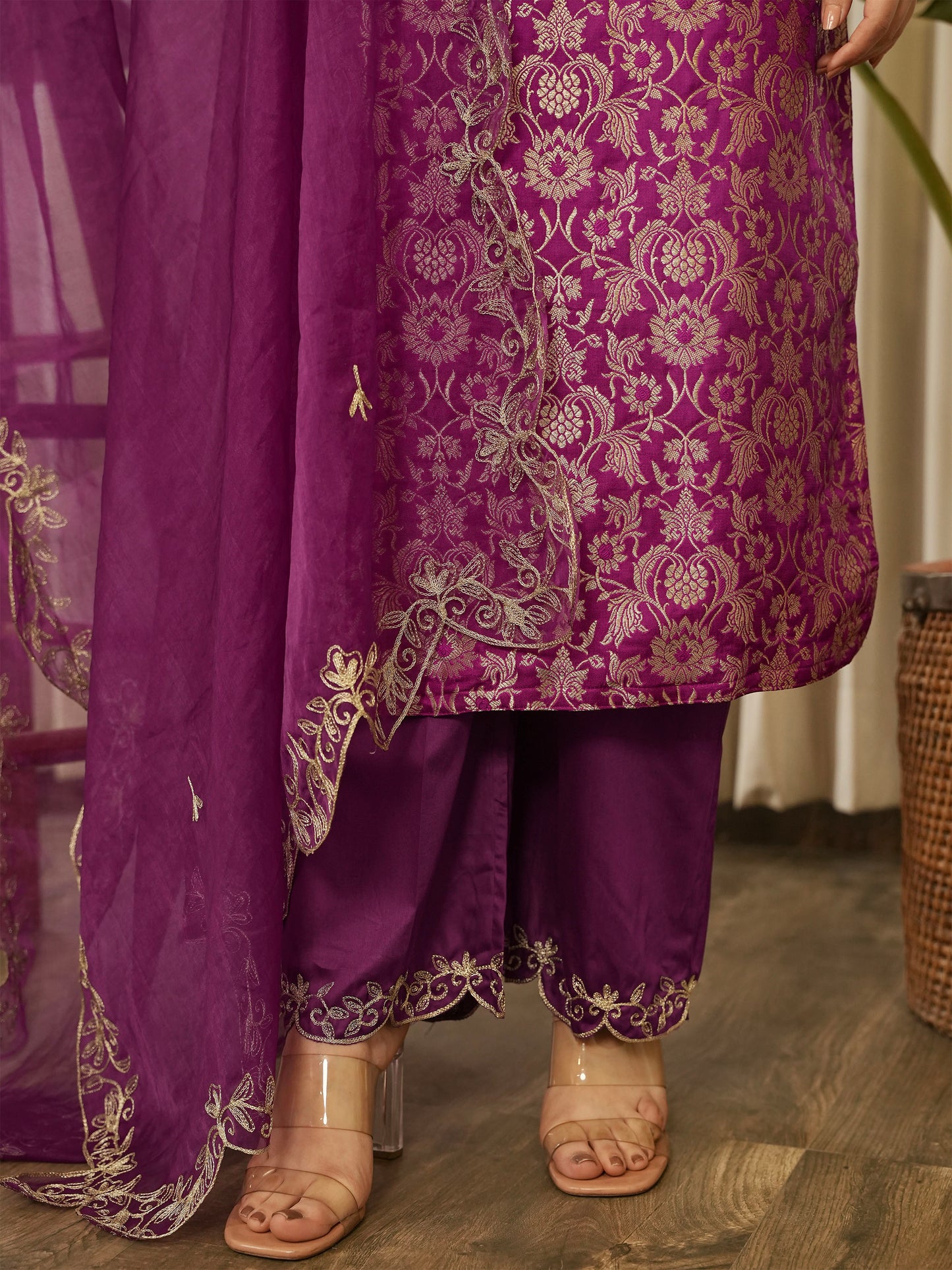 Neeta Banarasi Set