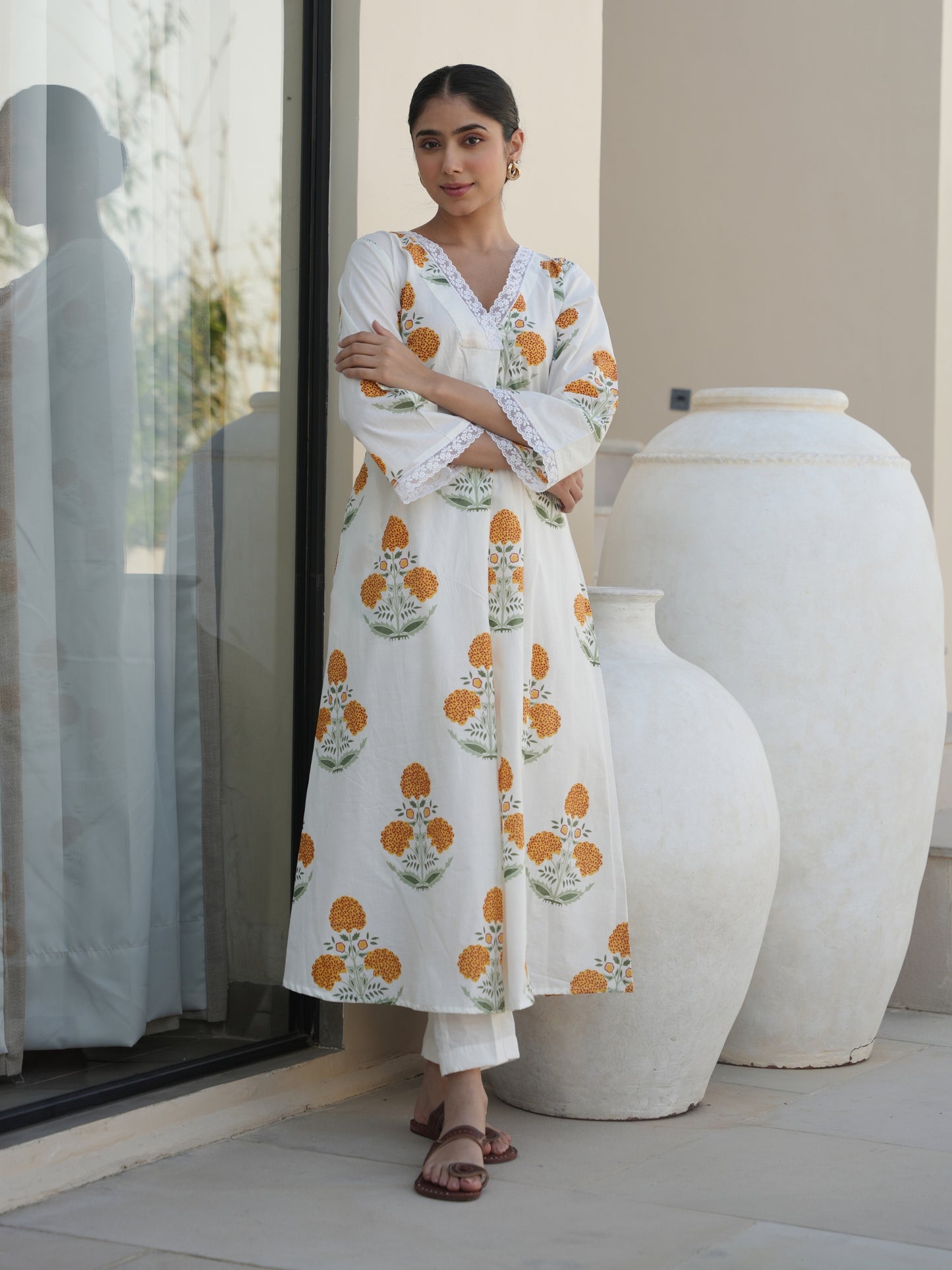 YUCCA WHITE COTTON BLOCK PRINT SUIT SET