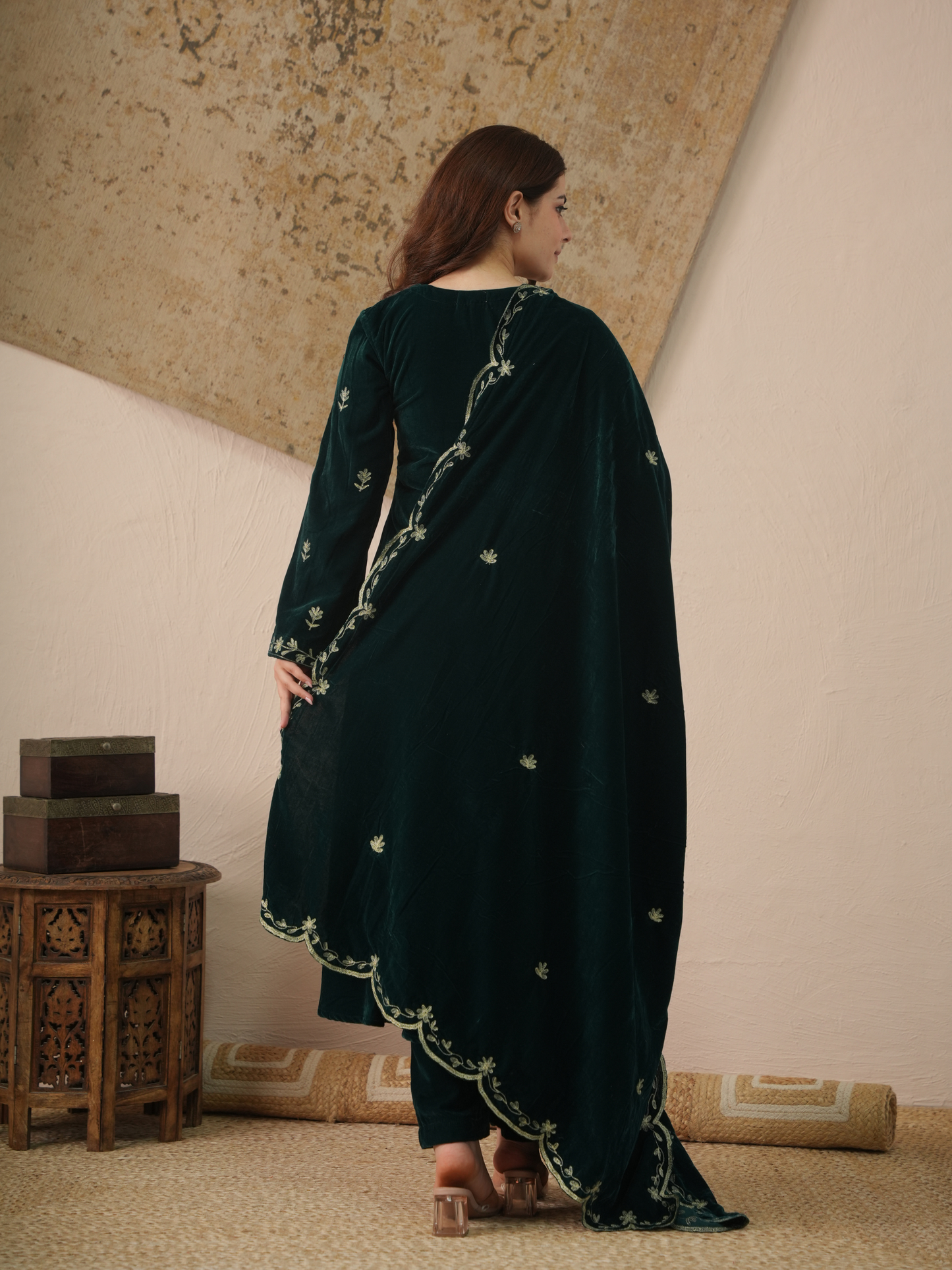 Aamira Deep Green Velvet Kurta With Pants & Dupatta