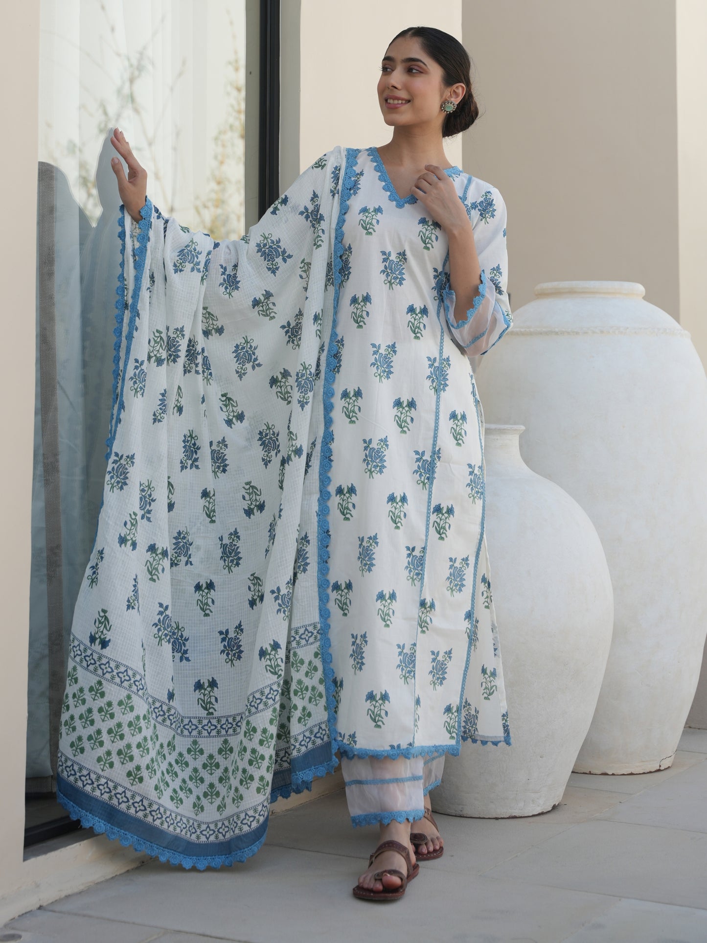 MAGNOLIA WHITE COTTON BLOCK PRINT SUIT SET