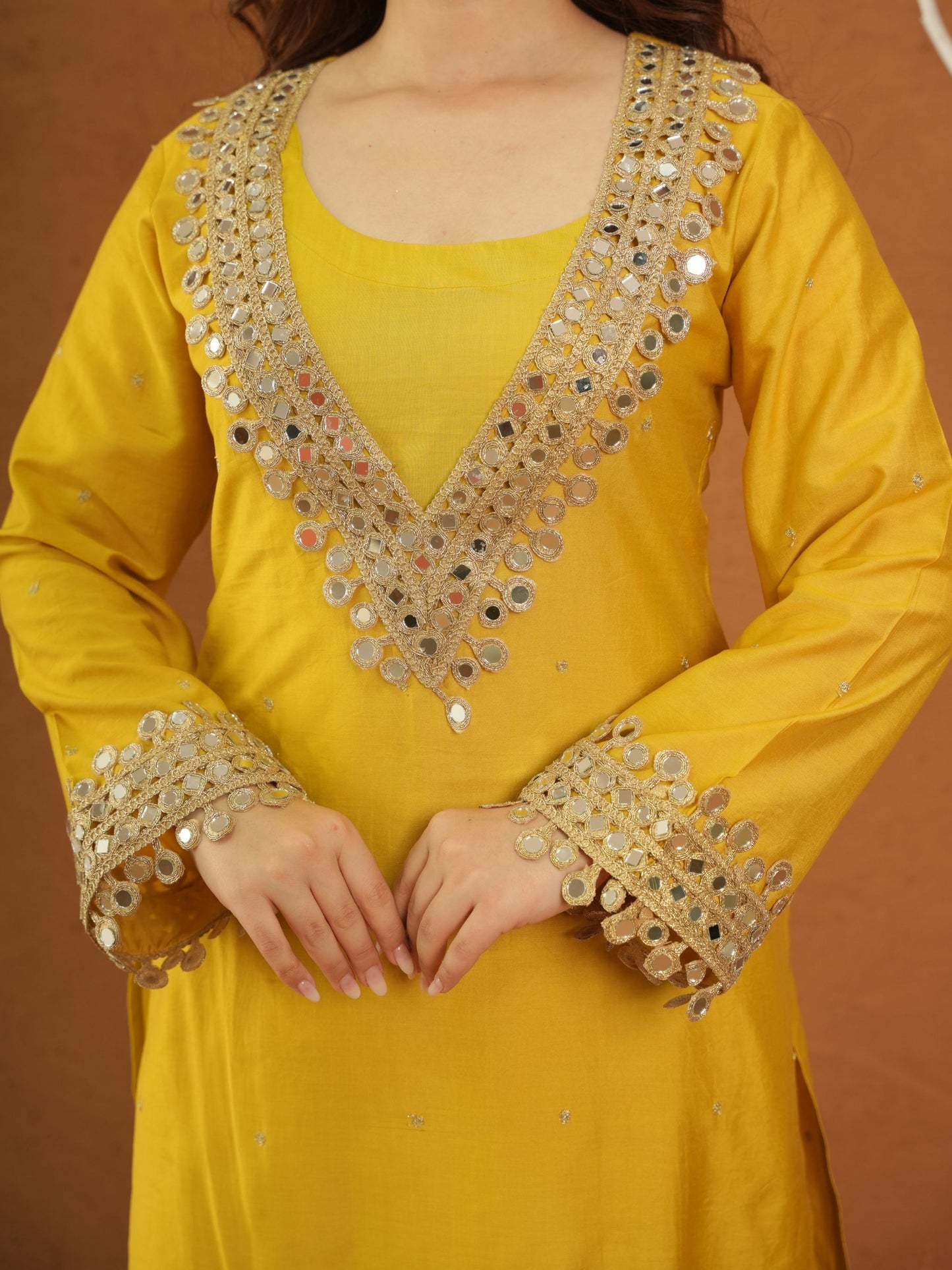 Sheeshmahal Yellow Chanderi Mirrorwork Suit Set