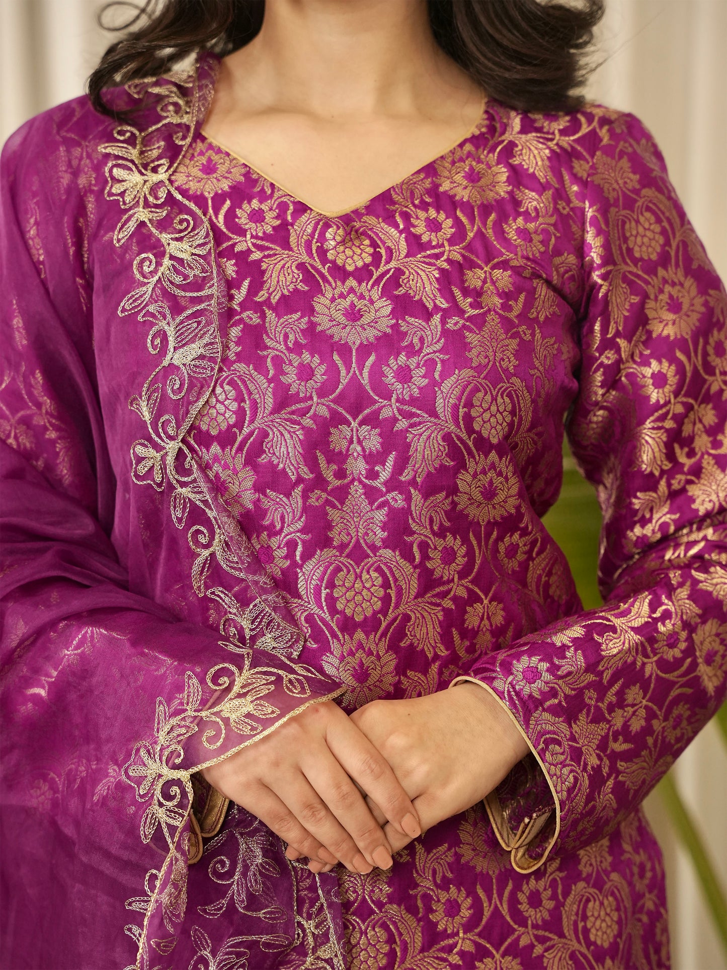 Neeta Banarasi Set