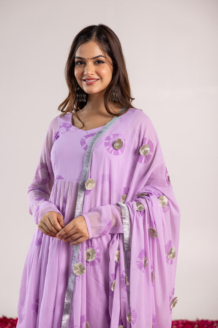 PEHNO'SA SHUBH RADHIKA SUIT SET