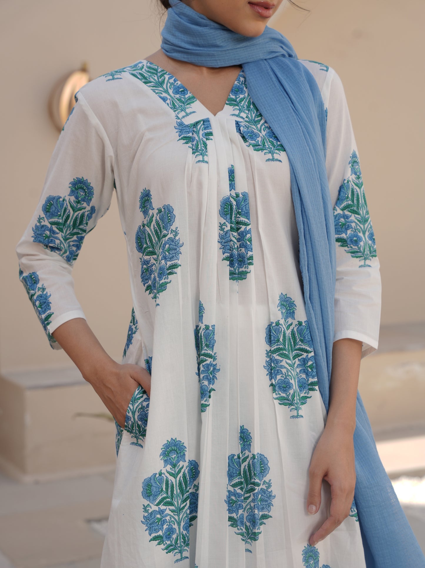 THISTLE WHITE COTTON BLOCKPRINT SUIT SET