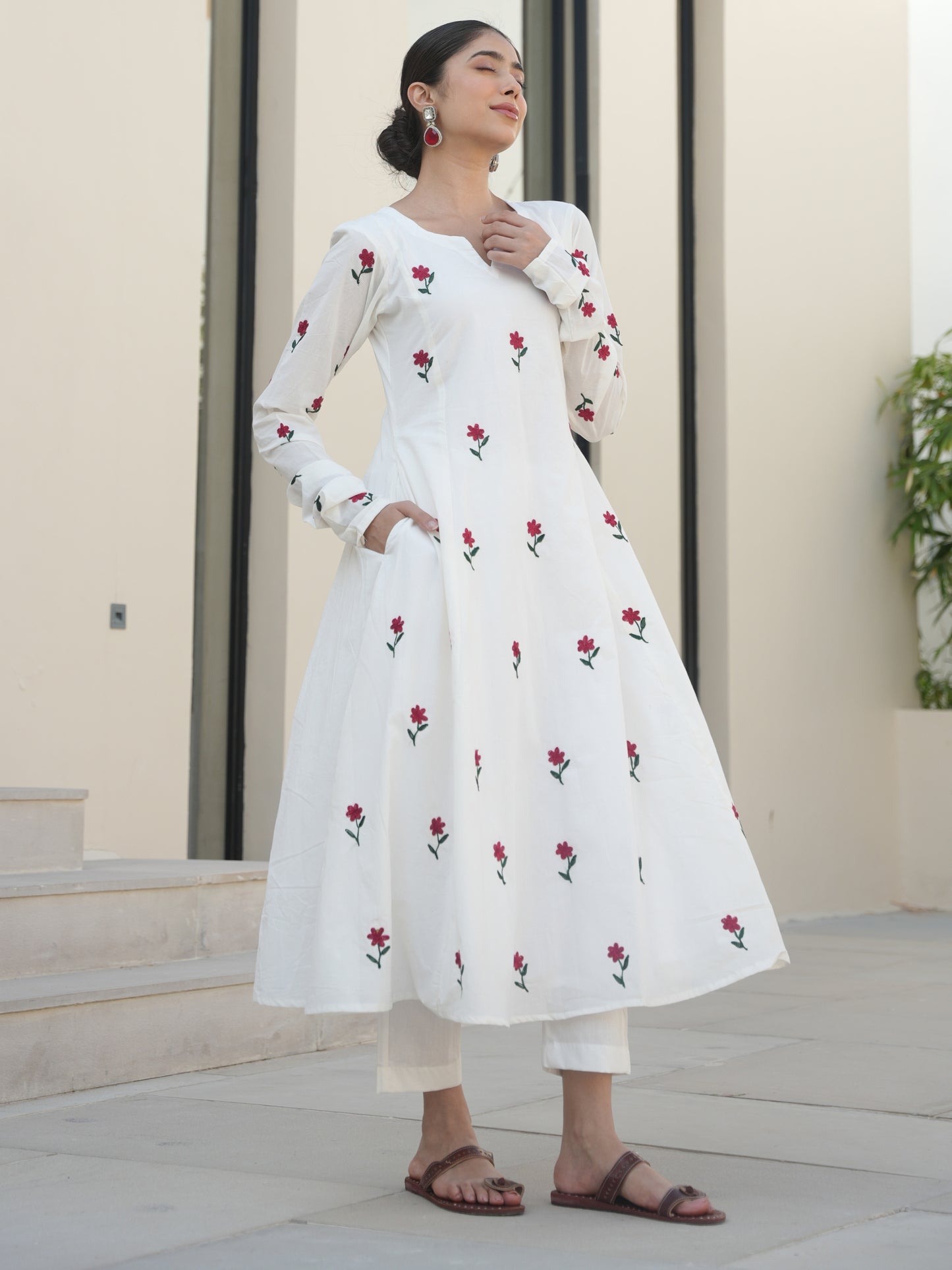 KOWHAI WHITE COTTON FLORAL EMBROIDERED SUIT SET