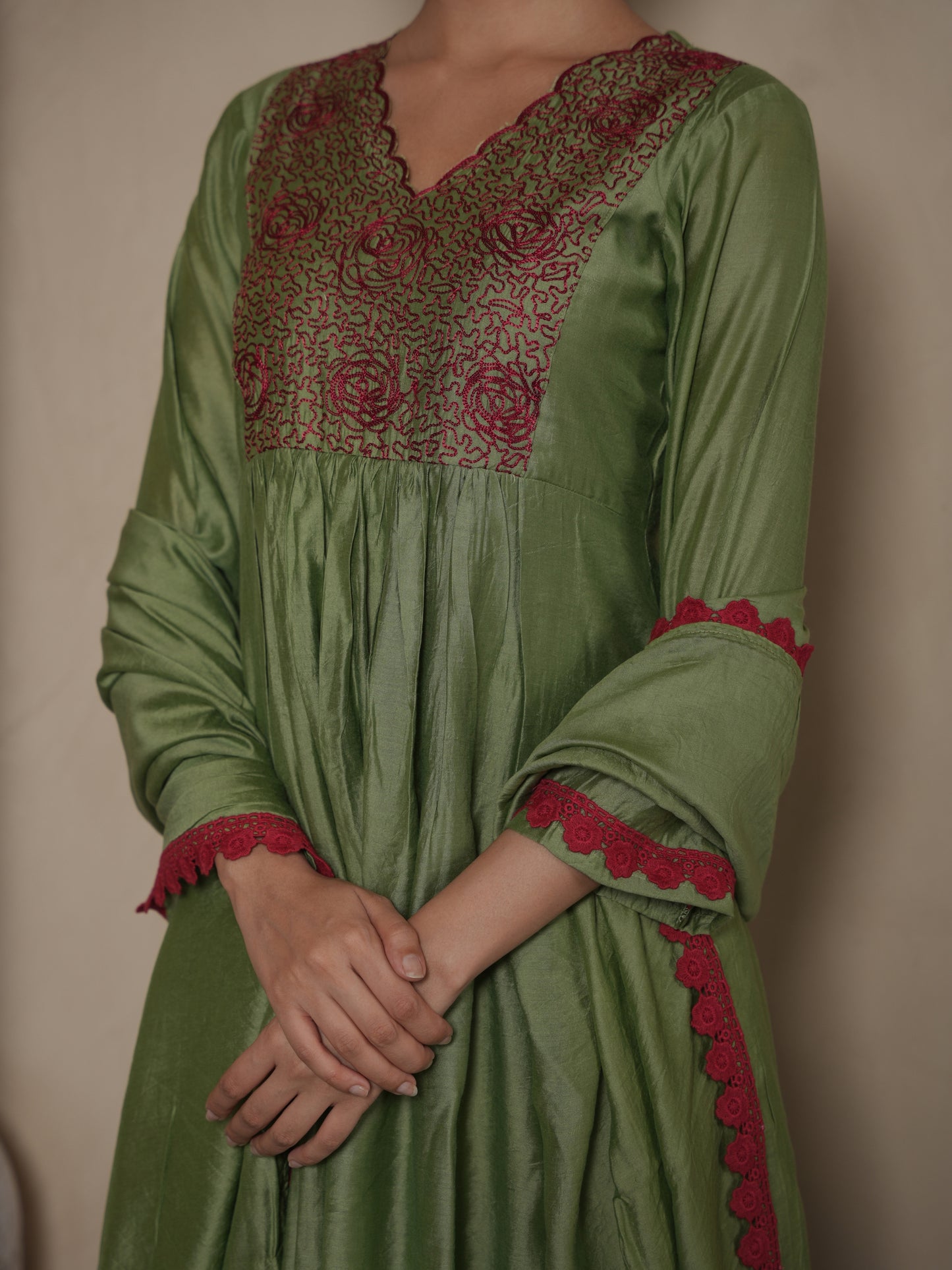 GAZANIA GREEN CHANDERI AARIWORK SUIT SET