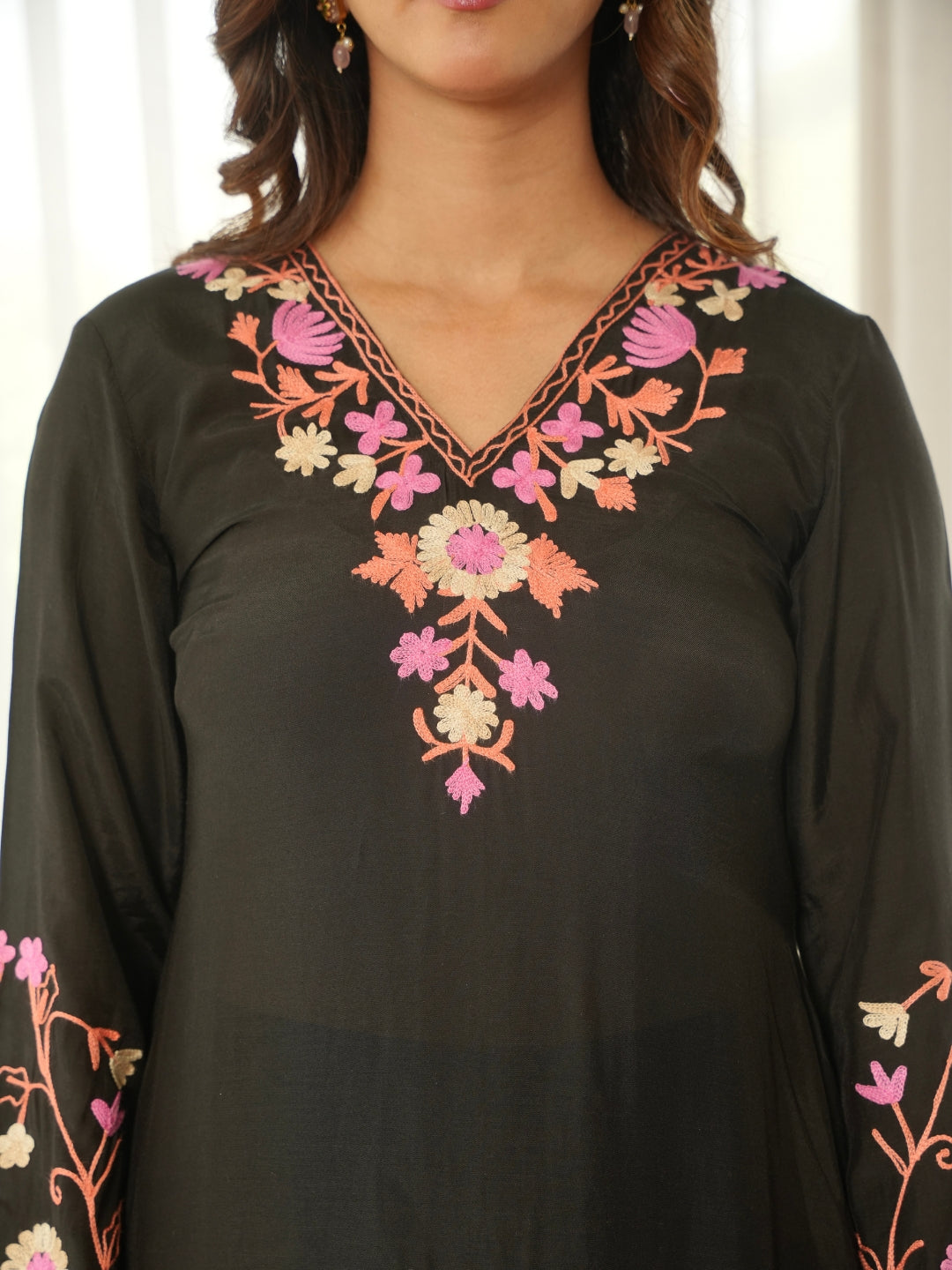 Black Floral Embroidered Muslin Kurta Set with Straight Pants