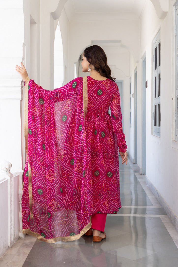 Pehno'Sa Ishwari Suit Set