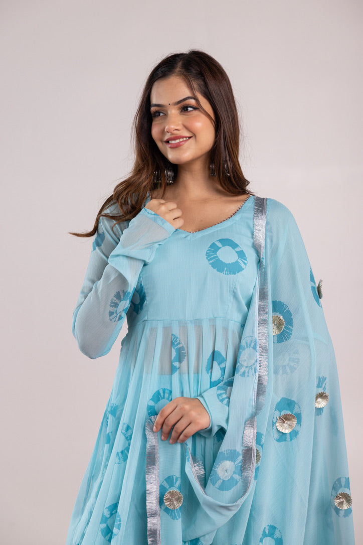 Pehno'Sa Shubh Kanta Suit Set