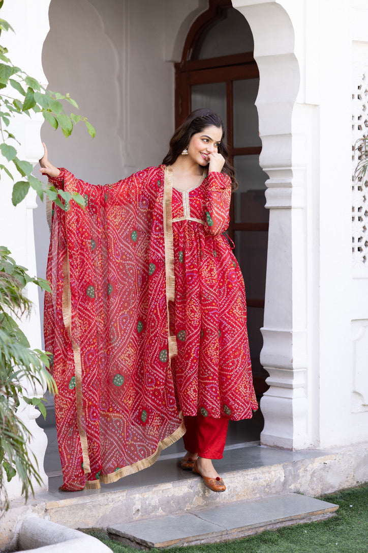 Pehno'Sa Bhavyata Suit Set