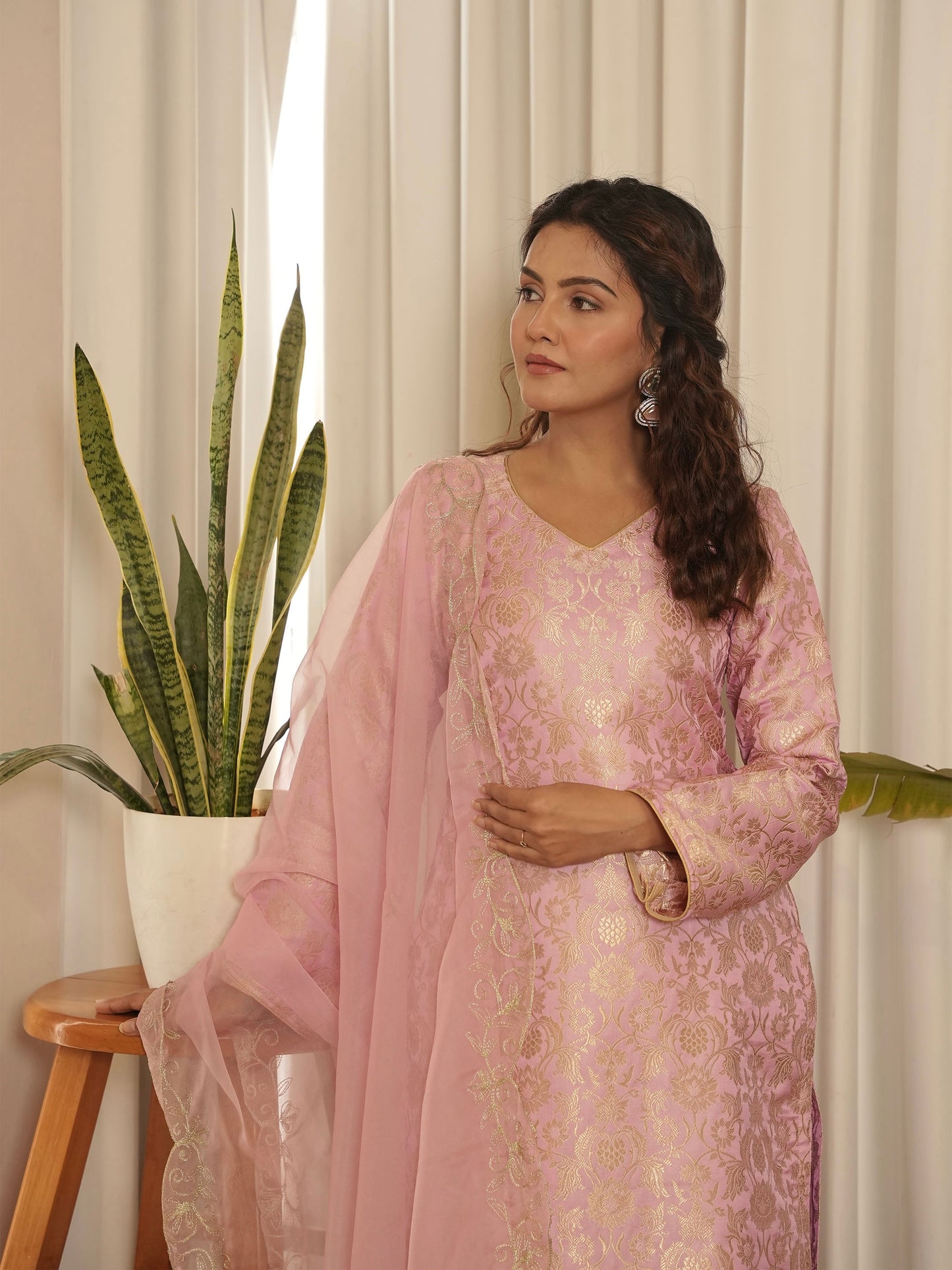 Sitaara Banarasi Set-