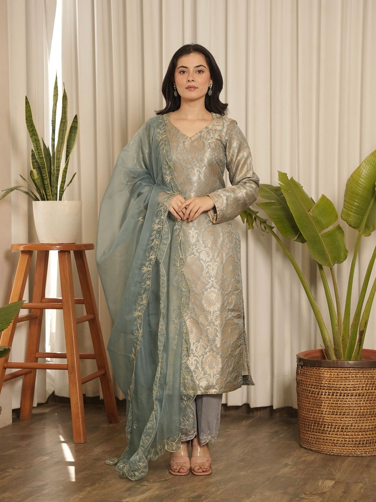Anaya Banarasi Set
