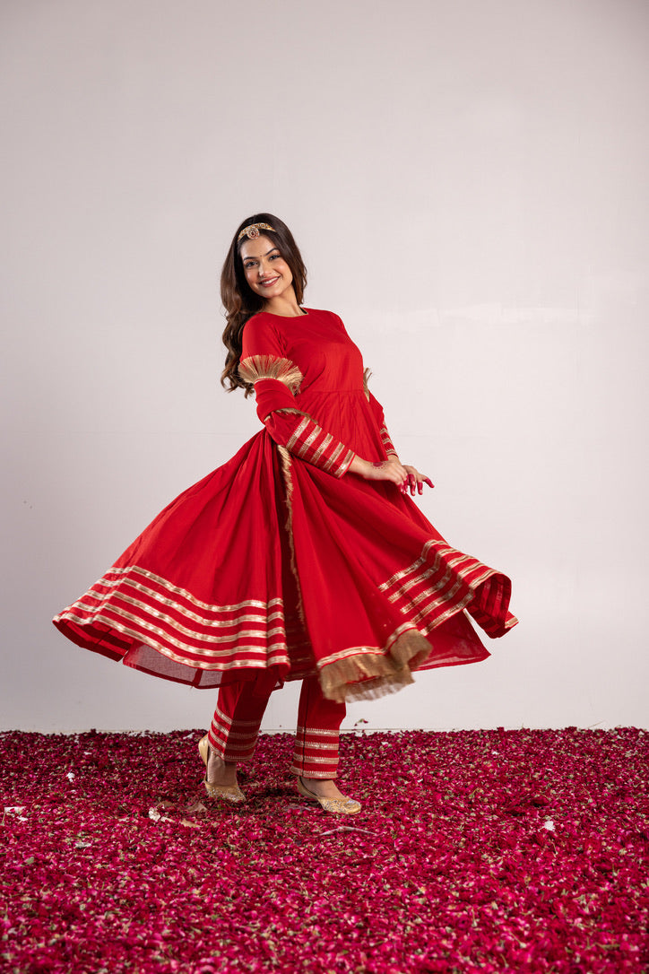 Pehno'Sa Laal Bagh Set