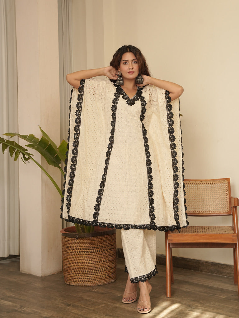 Safeda Kaftan Set