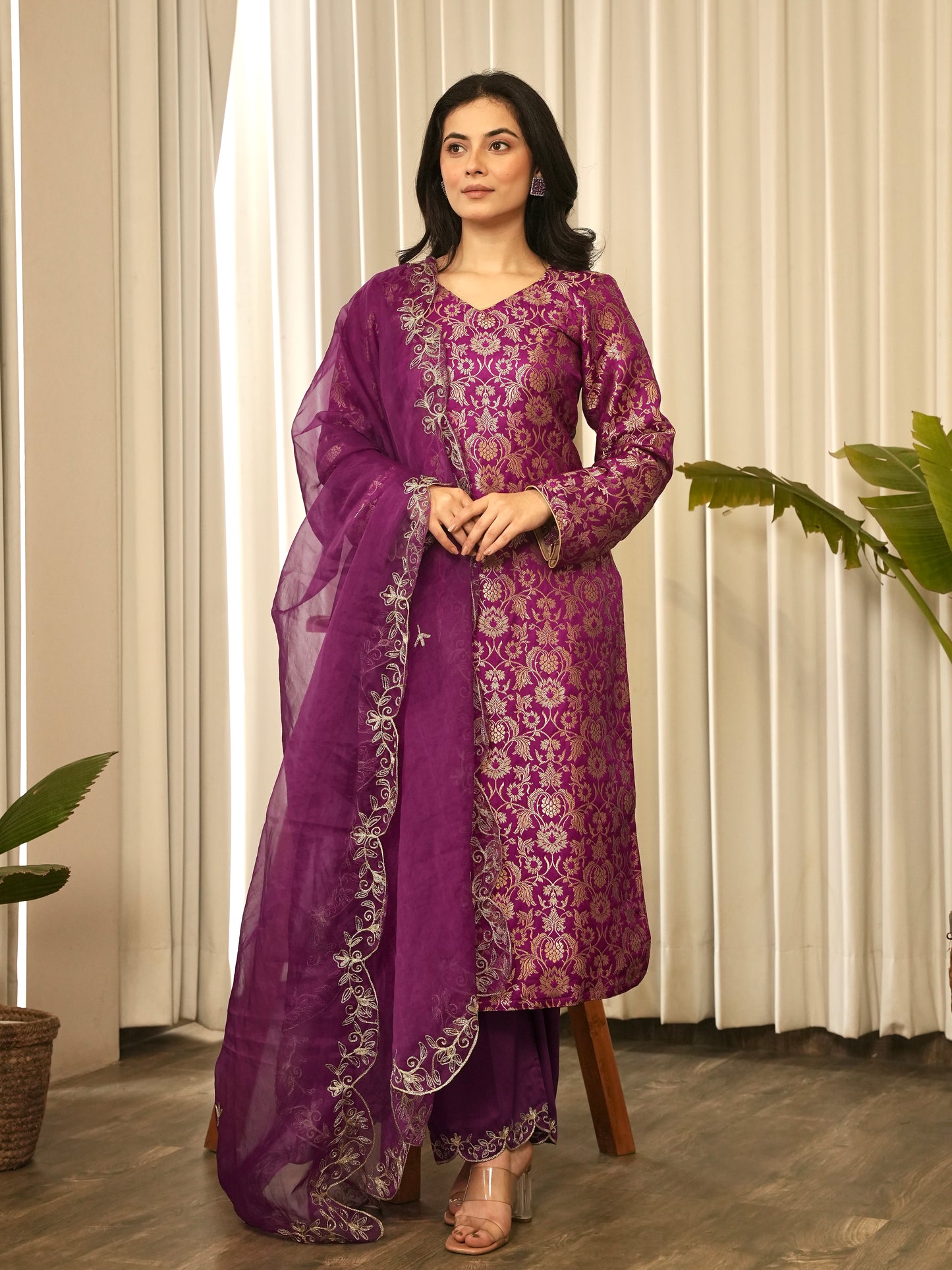Neeta Banarasi Set
