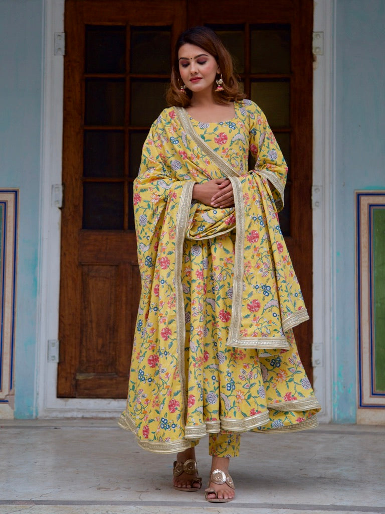 Mala Suit Set
