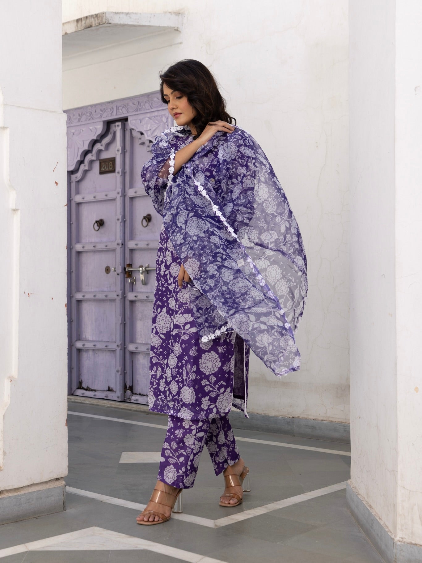 Gargi Suit Set