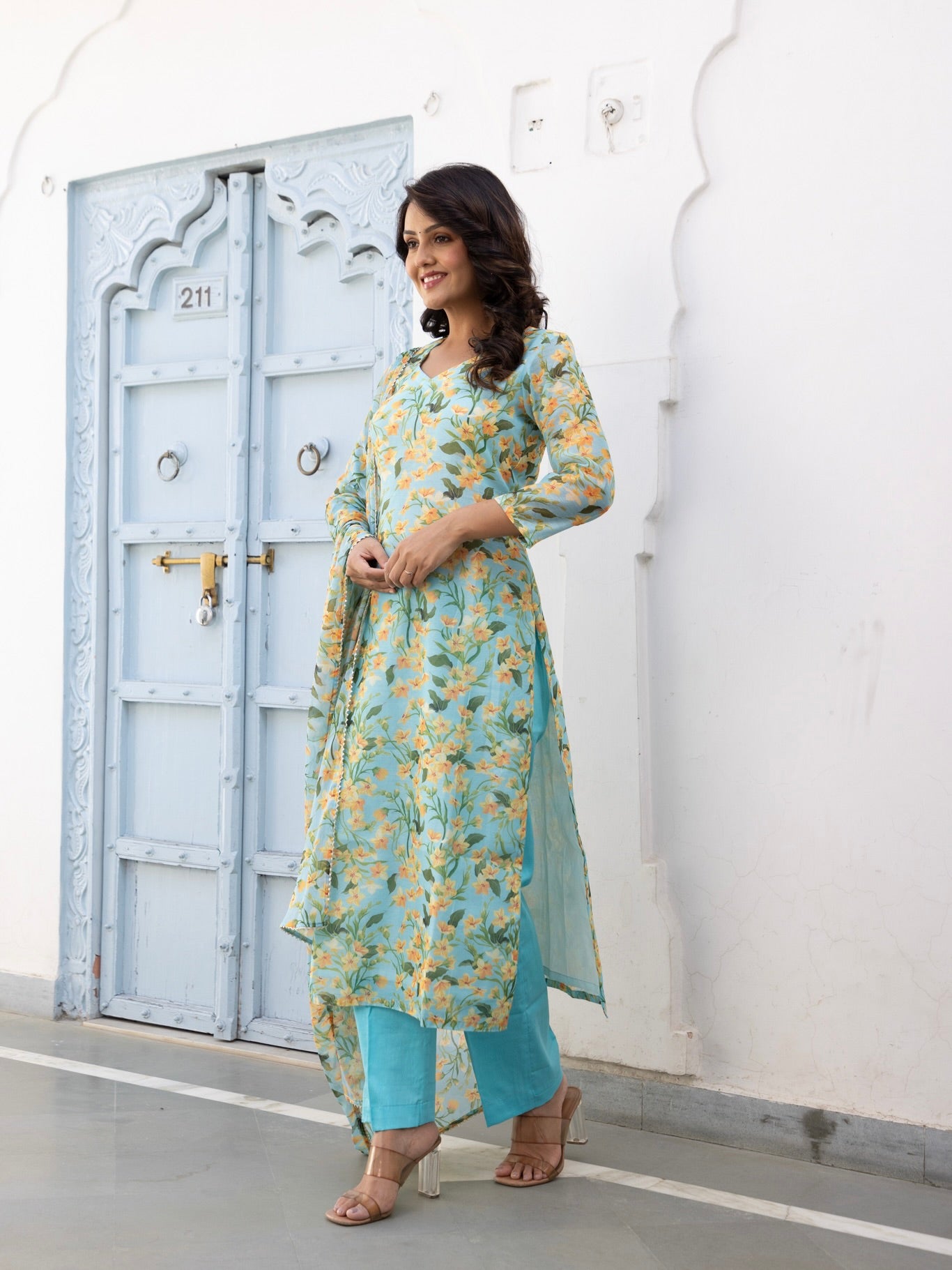 Pragya Suit Set