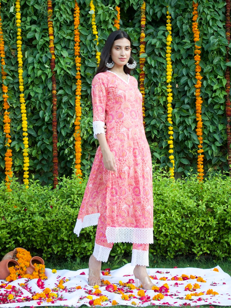 Gulaabi Bagecha Set