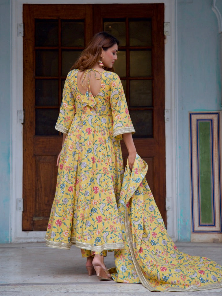 Mala Suit Set