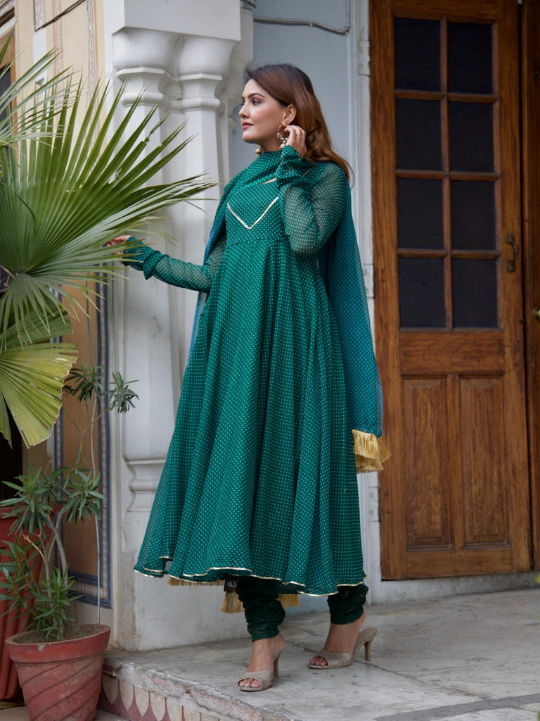 Triveni Suit Set