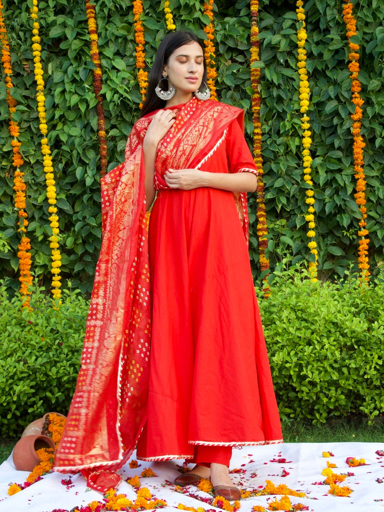 Saubhagyavati Suit Set