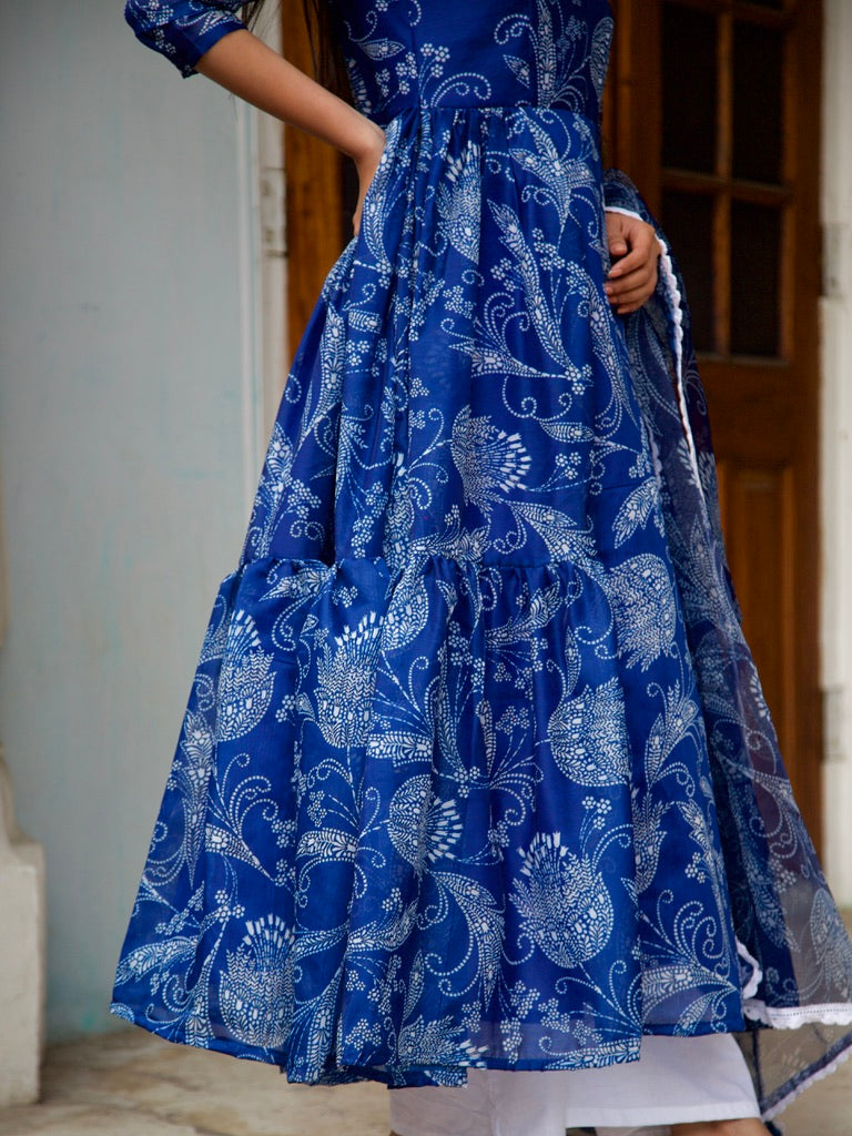 Bano Suit Set