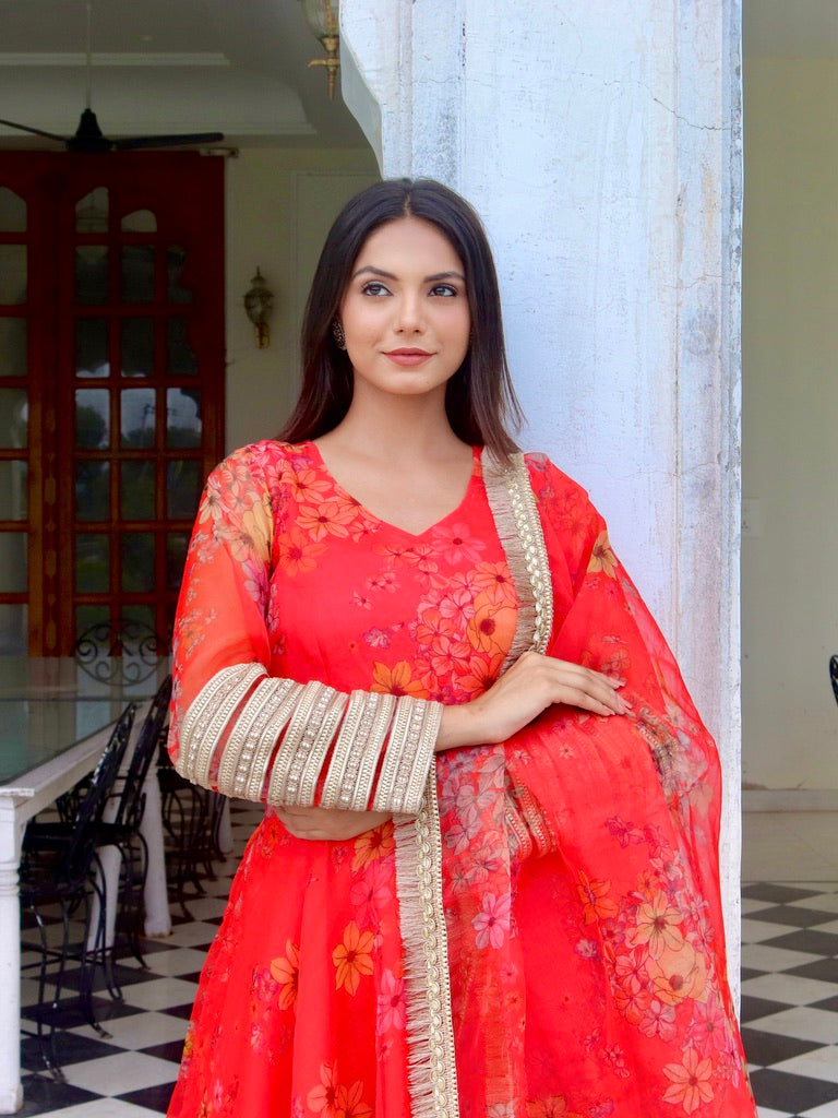 Radhamani Suit Set