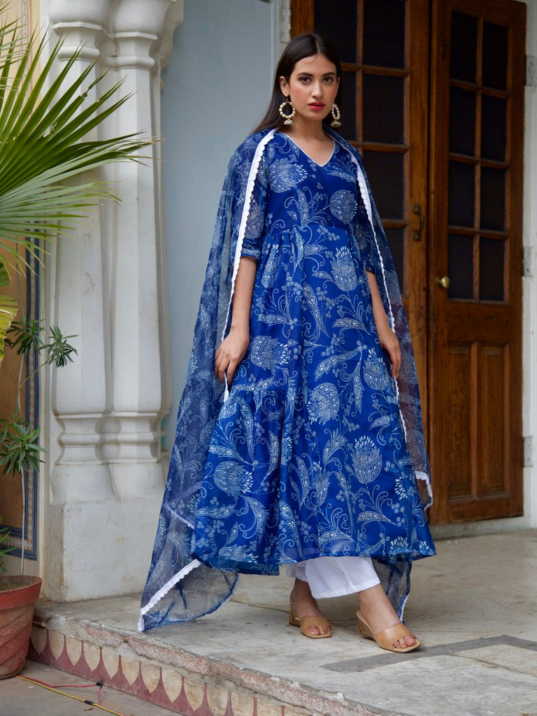 Bano Suit Set