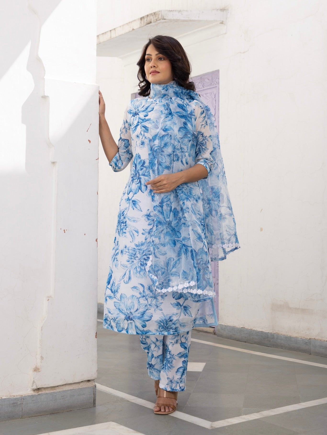 Chaaya Suit Set