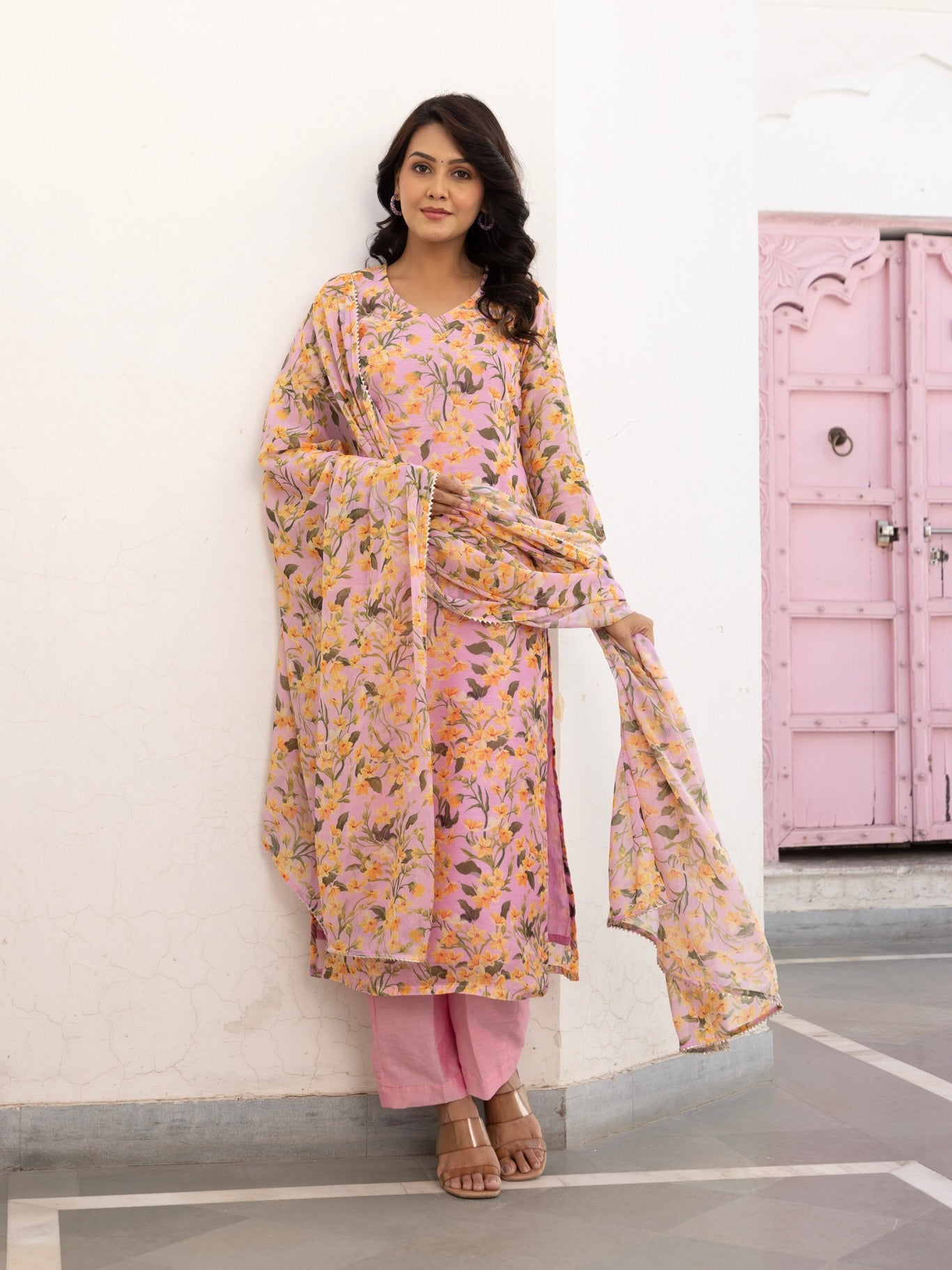 Aarti Suit Set