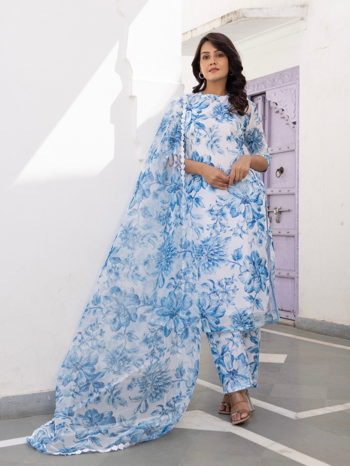Chaaya Suit Set