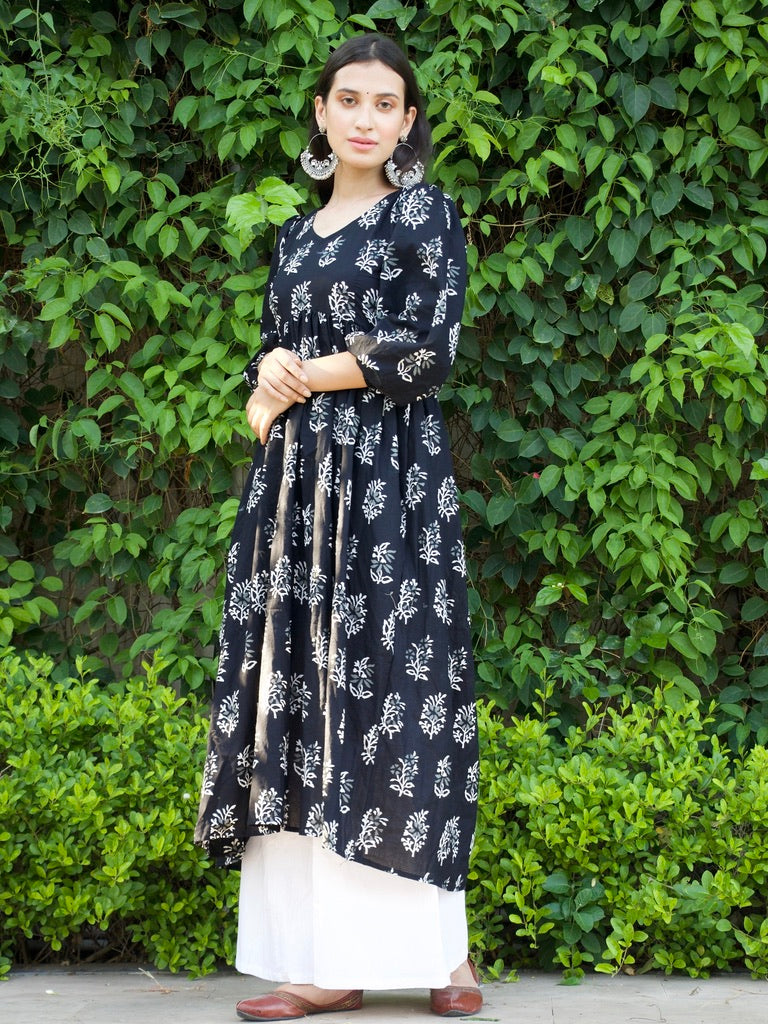 Krishna Kameez Set