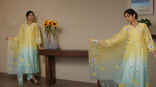 🎨 The Art of Hand-Painted Chanderi: Celebrating Indian Craftsmanship