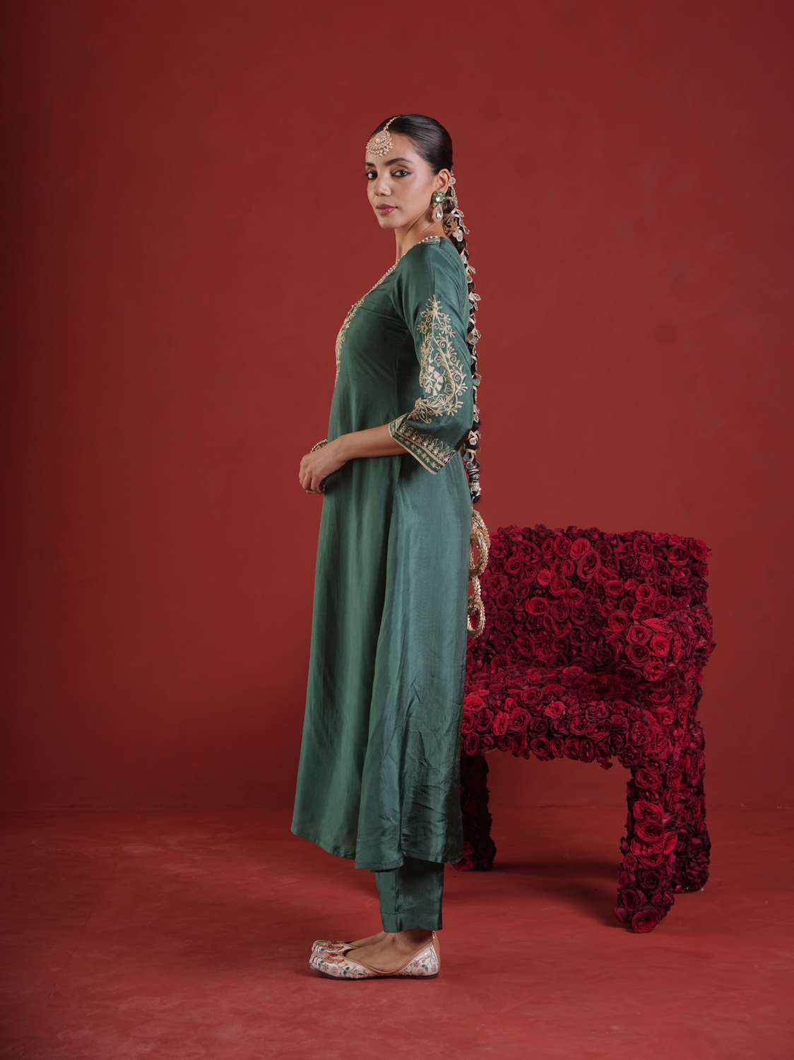 Green Silk Zari Embroidered Kurta Pant Set with Organza Dupatta