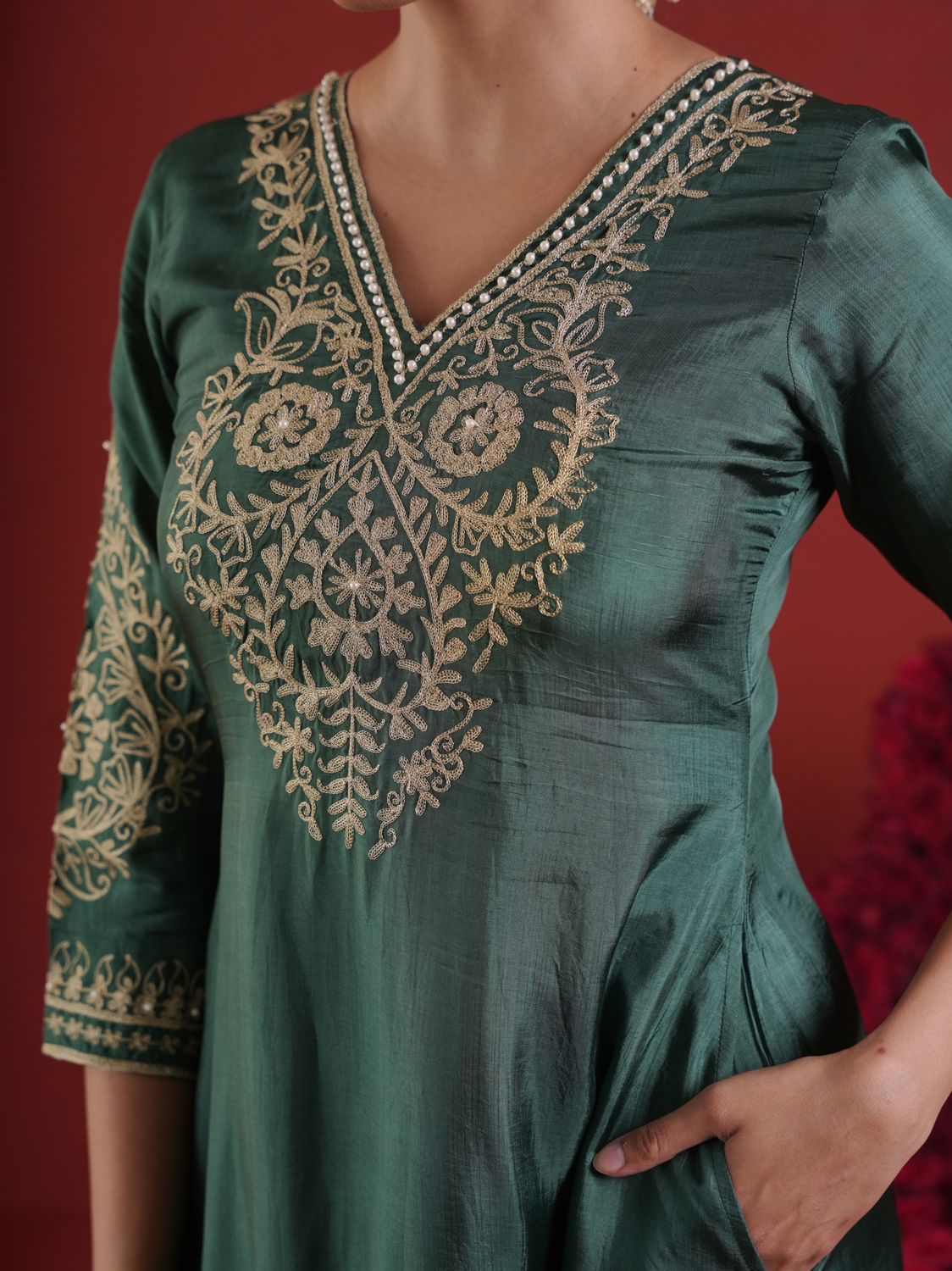 Green Silk Zari Embroidered Kurta Pant Set with Organza Dupatta