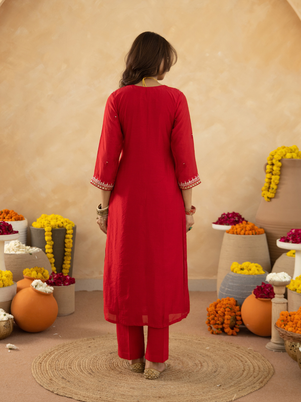 Red Handcrafted Chanderi Mirrorwork Straight Kurta Set