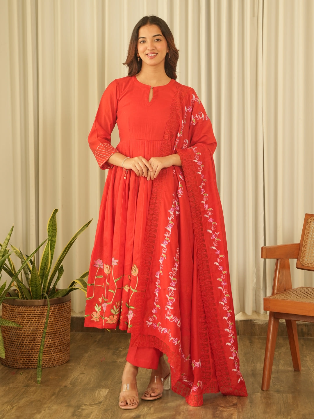 Red Chanderi Aari Embroidery Kurta Set with Pant & Dupatta