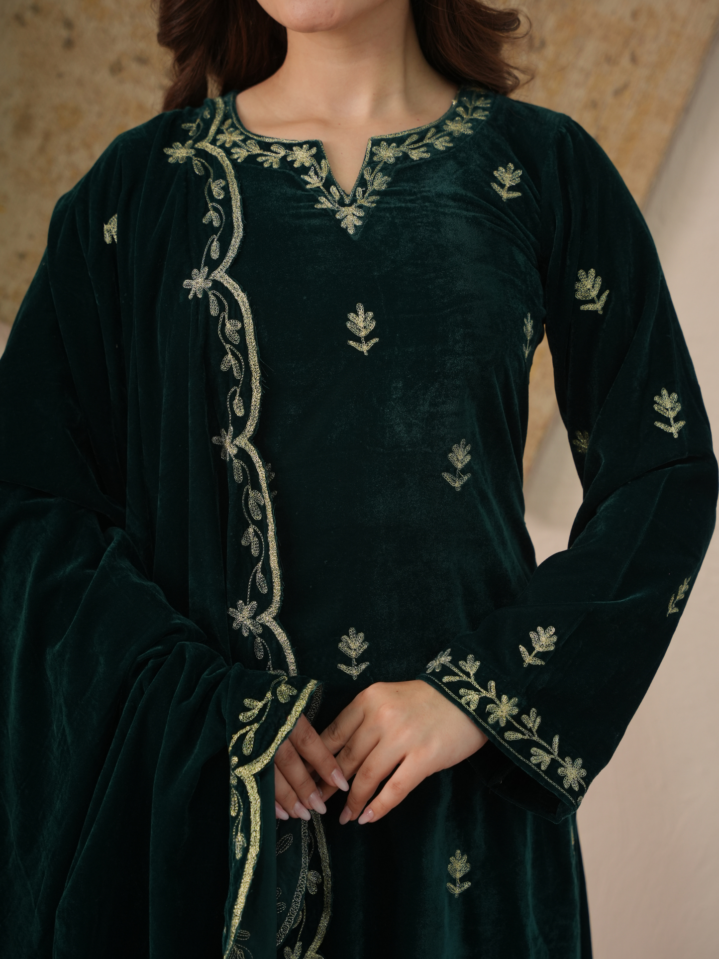 Aamira Deep Green Velvet Kurta With Pants & Dupatta