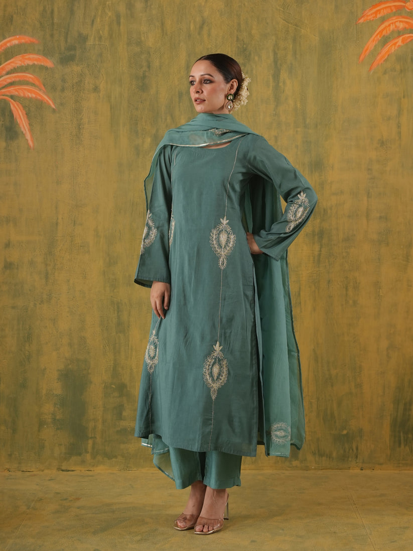 Rani Zoya Green Embroidered Silk Suit Set – OneWe India