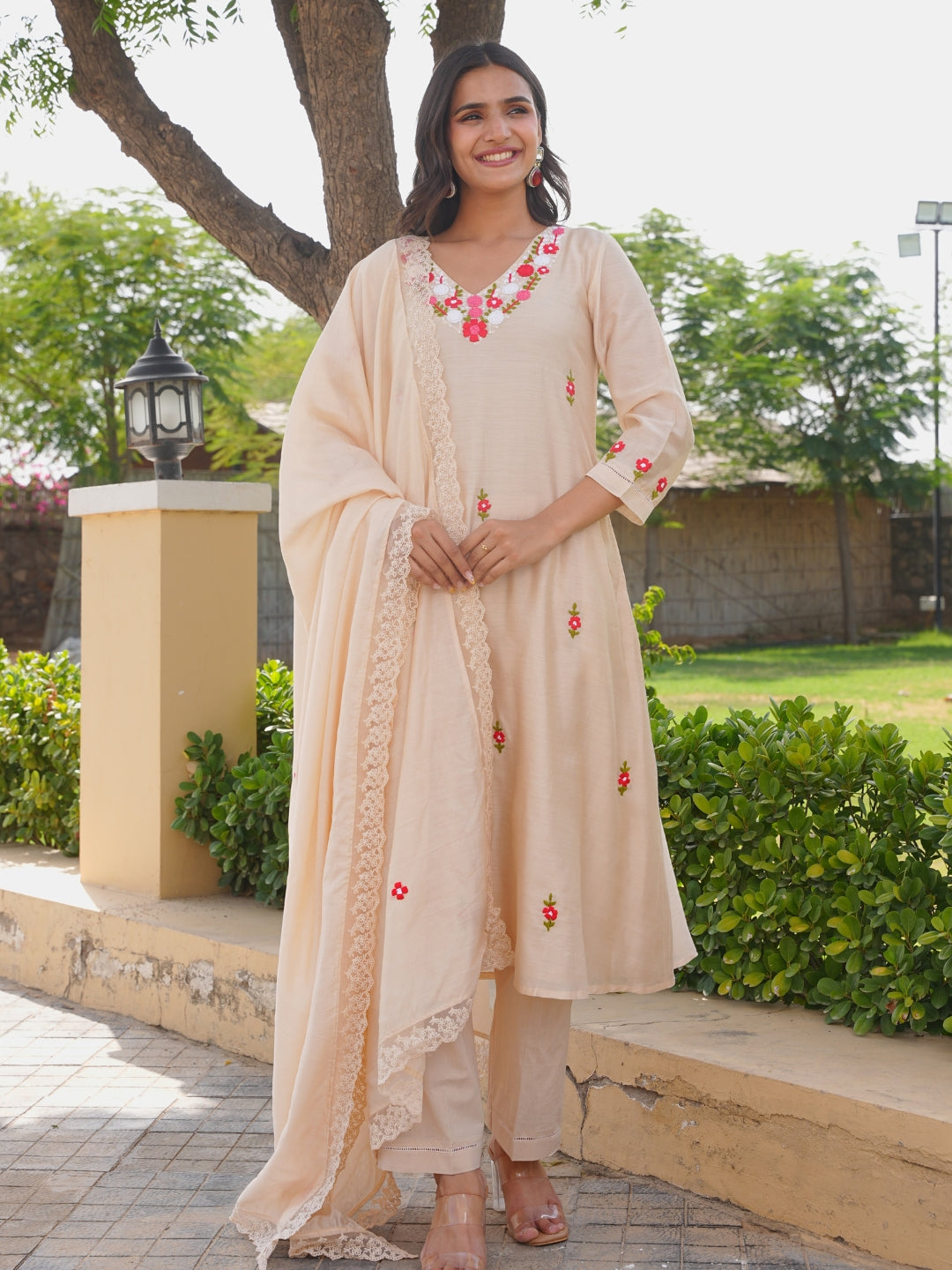 Beige Floral Hand Embroidered Chanderi Kurta Set