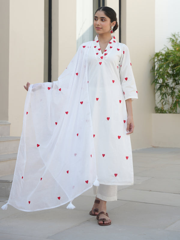 LUV WHITE COTTON HEART EMBROIDERED SUIT SET