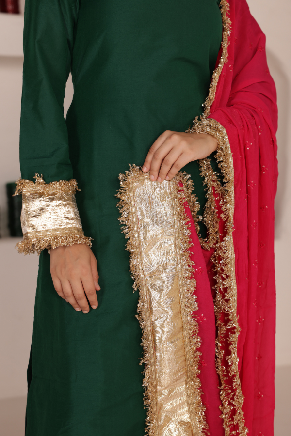 Pehno'Sa Farah Suit Set