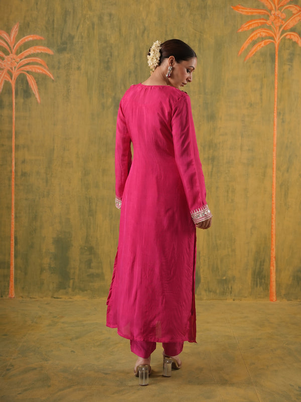 Rani Aabroo Mirrorwork Silk Kurta Set