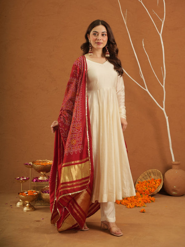 Roohi Off White Chanderi Set With Bandhej Dupatta